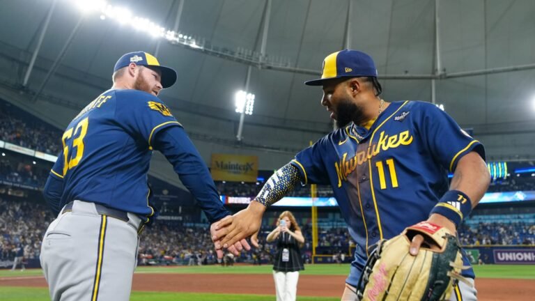 Brewers Rout Rays 10-1 In Game 3 To Stand One Win From First Title
